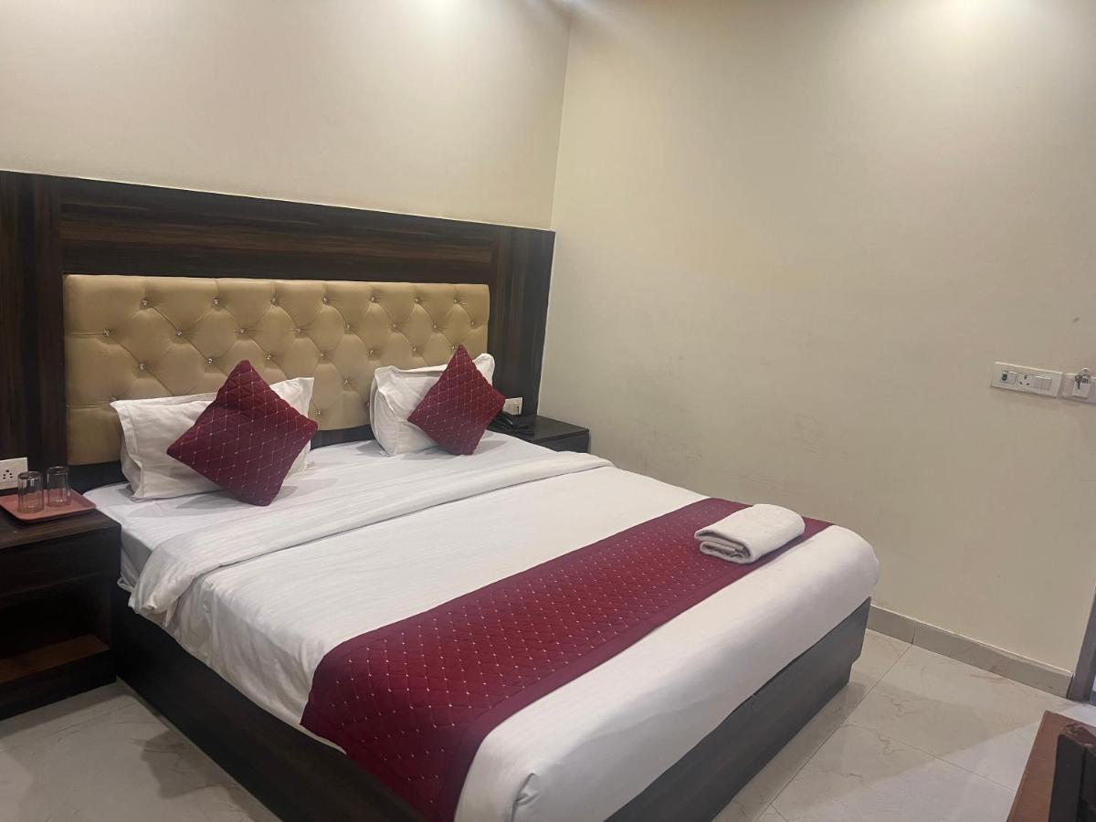 Hotel New City Lite Near Igi Airport Delhi นิวเดลี ภายนอก รูปภาพ