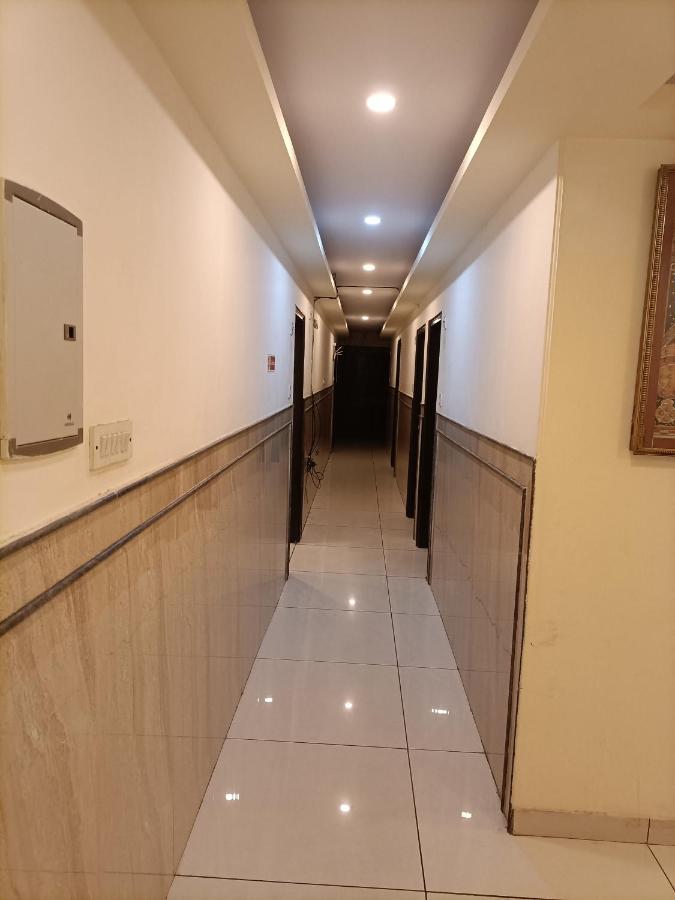 Hotel New City Lite Near Igi Airport Delhi นิวเดลี ภายนอก รูปภาพ